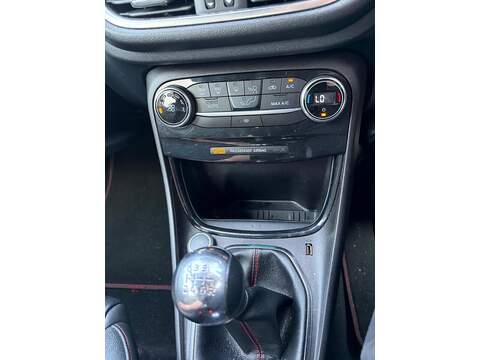 Ford Puma 1.0T EcoBoost MHEV ST-Line X First Edition SUV 5dr SUV 1.0 Manual Petrol - U80372