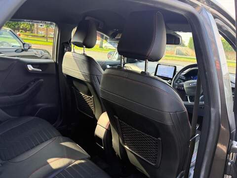 Ford Puma 1.0T EcoBoost MHEV ST-Line X First Edition SUV 5dr SUV 1.0 Manual Petrol - U80372