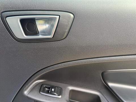 Ford EcoSport 1.0T EcoBoost Titanium Euro 6 (s/s) 5dr - U80392