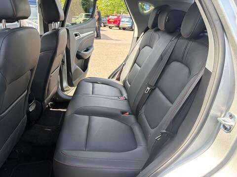 MG MG ZS 1.5 VTi-TECH Exclusive SUV 5dr Petrol Manual Euro 6 (s/s) (106 ps) - U80397