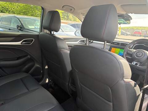MG MG ZS 1.5 VTi-TECH Exclusive SUV 5dr Petrol Manual Euro 6 (s/s) (106 ps) - U80397