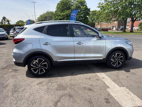 MG MG ZS 1.5 VTi-TECH Exclusive SUV 5dr Petrol Manual Euro 6 (s/s) (106 ps) - U80397