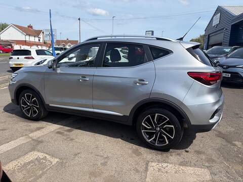 MG MG ZS 1.5 VTi-TECH Exclusive SUV 5dr Petrol Manual Euro 6 (s/s) (106 ps) - U80397