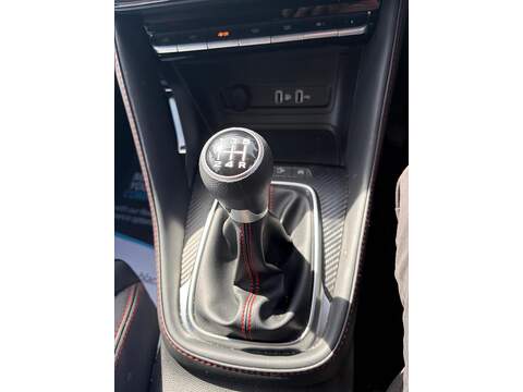 MG MG ZS 1.5 VTi-TECH Exclusive SUV 5dr Petrol Manual Euro 6 (s/s) (106 ps) - U80397