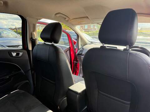 Ford EcoSport 1.0T EcoBoost ST-Line Euro 6 (s/s) 5dr - U80399