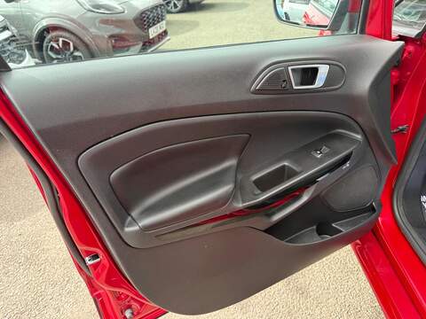 Ford EcoSport 1.0T EcoBoost ST-Line Euro 6 (s/s) 5dr - U80399
