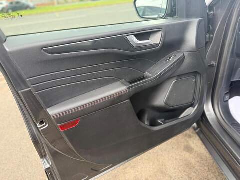 Ford Kuga EcoBlue ST-Line X Edition SUV 1.5 Automatic Diesel - U80405
