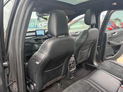 Ford Kuga EcoBlue ST-Line X Edition SUV 1.5 Automatic Diesel - U80405