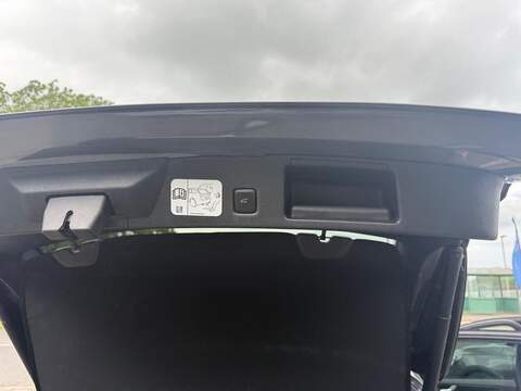 Ford Kuga EcoBlue ST-Line X Edition SUV 1.5 Automatic Diesel - U80405