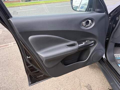 Nissan Juke Bose Personal Edition SUV 1.6 Automatic Petrol - U80407