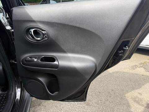 Nissan Juke Bose Personal Edition SUV 1.6 Automatic Petrol - U80407