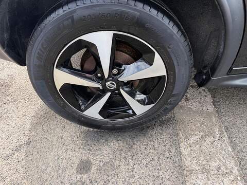 Nissan Juke Bose Personal Edition SUV 1.6 Automatic Petrol - U80407