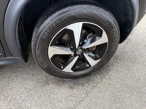 Nissan Juke Bose Personal Edition SUV 1.6 Automatic Petrol - U80407