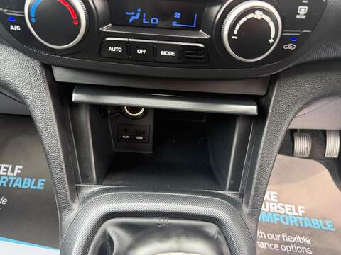 Hyundai i10 1.0 Premium Hatchback 5dr Petrol Manual Euro 6 (66 ps) - U80417