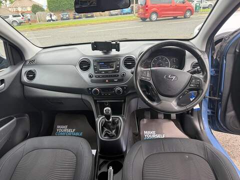 Hyundai i10 1.0 Premium Hatchback 5dr Petrol Manual Euro 6 (66 ps) - U80417