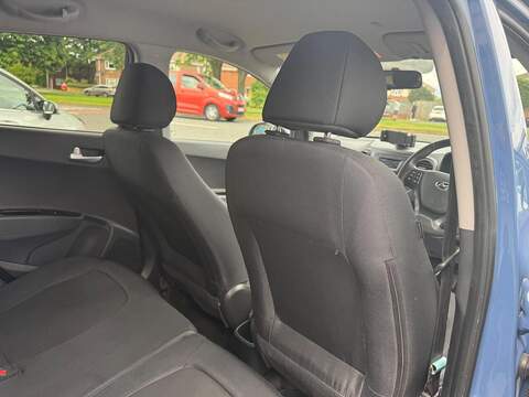 Hyundai i10 1.0 Premium Hatchback 5dr Petrol Manual Euro 6 (66 ps) - U80417
