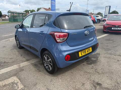 Hyundai i10 1.0 Premium Hatchback 5dr Petrol Manual Euro 6 (66 ps) - U80417
