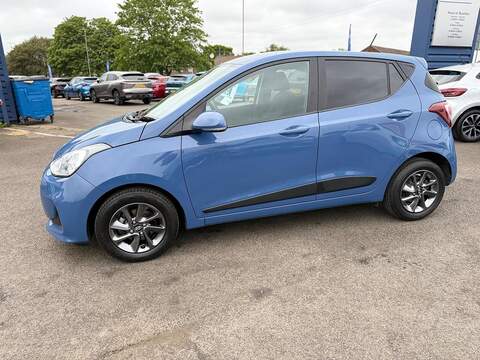 Hyundai i10 1.0 Premium Hatchback 5dr Petrol Manual Euro 6 (66 ps) - U80417
