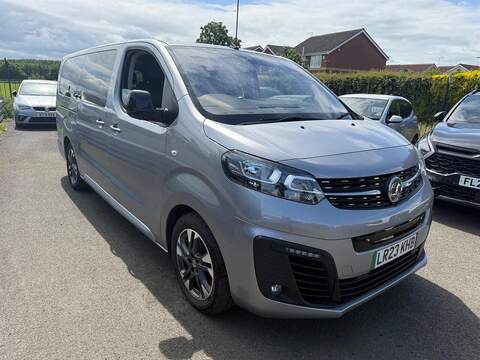 Vauxhall Vivaro Life Electric Sharan SE Nav MPV 1 Automatic Petrol