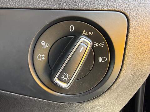 Volkswagen Tiguan 1.5 TSI Elegance DSG Euro 6 (s/s) 5dr - U80426