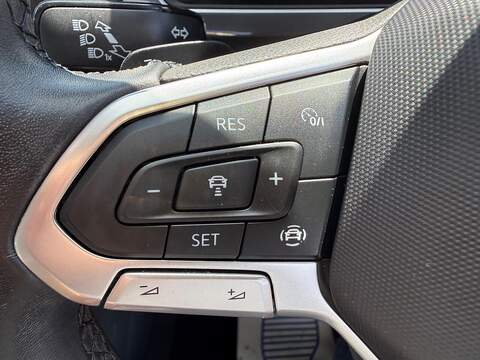 Volkswagen Tiguan 1.5 TSI Elegance DSG Euro 6 (s/s) 5dr - U80426