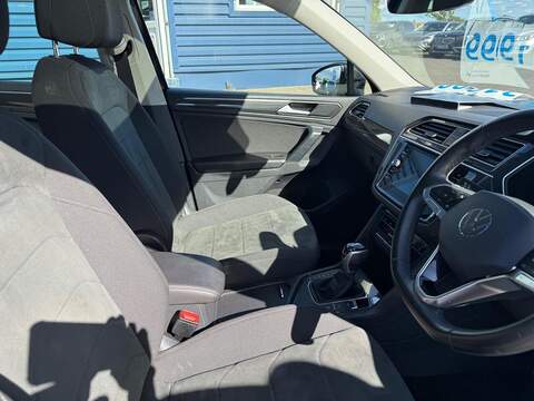 Volkswagen Tiguan 1.5 TSI Elegance DSG Euro 6 (s/s) 5dr - U80426