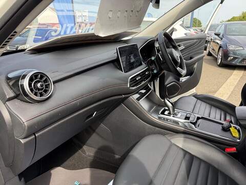 MG MG HS 1.5 T-GDI Trophy DCT Euro 6 (s/s) 5dr - U80427