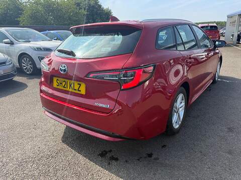 Toyota Corolla 1.8 VVT-h Icon Tech Touring Sports CVT Euro 6 (s/s) 5dr - U80429