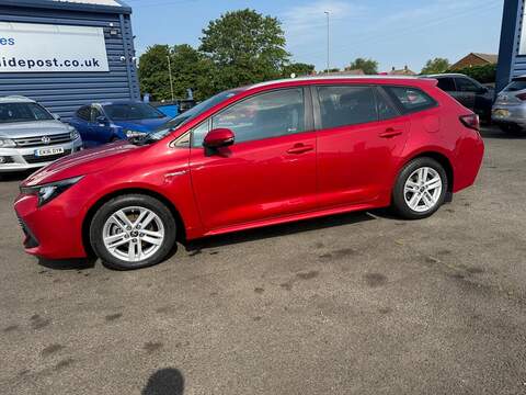 Toyota Corolla 1.8 VVT-h Icon Tech Touring Sports CVT Euro 6 (s/s) 5dr - U80429