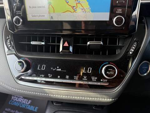 Toyota Corolla 1.8 VVT-h Icon Tech Touring Sports CVT Euro 6 (s/s) 5dr - U80429
