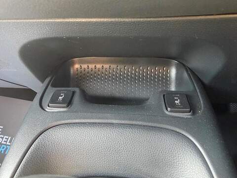 Toyota Corolla 1.8 VVT-h Icon Tech Touring Sports CVT Euro 6 (s/s) 5dr - U80429