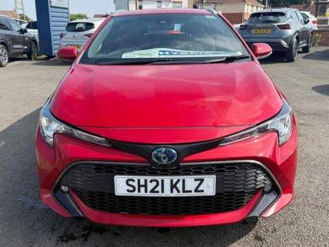 Toyota Corolla 1.8 VVT-h Icon Tech Touring Sports CVT Euro 6 (s/s) 5dr - U80429