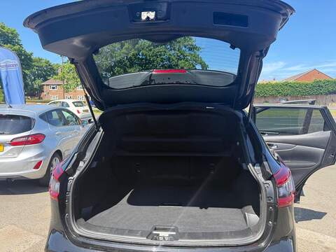 Nissan Qashqai 1.5 dCi N-Connecta SUV 5dr Diesel Manual Euro 6 (s/s) (110 ps) - U80434