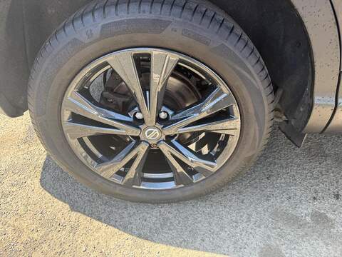 Nissan Qashqai 1.5 dCi N-Connecta SUV 5dr Diesel Manual Euro 6 (s/s) (110 ps) - U80434
