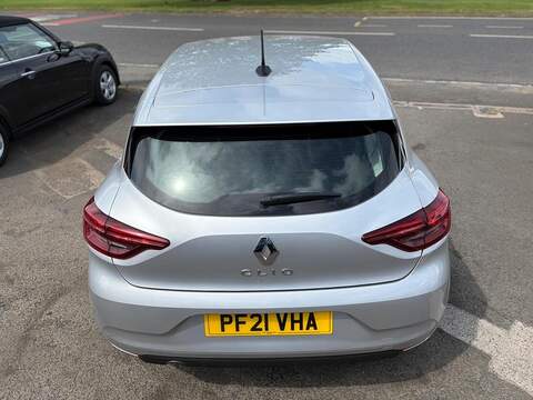 Renault Clio TCe Iconic Hatchback 1.0 Manual Petrol - U80436