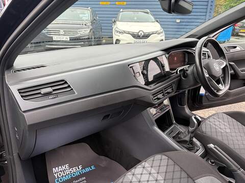 Volkswagen Polo 1.0 TSI R-Line Hatchback 5dr Petrol Manual Euro 6 (s/s) (95 ps) - U80437
