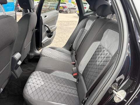 Volkswagen Polo 1.0 TSI R-Line Hatchback 5dr Petrol Manual Euro 6 (s/s) (95 ps) - U80437