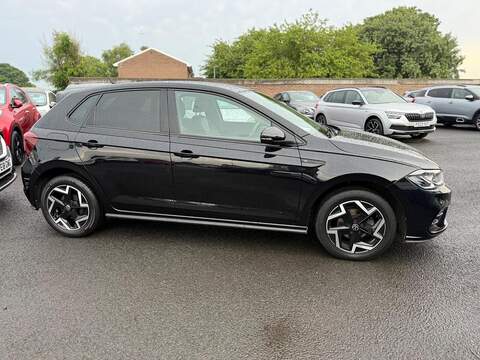 Volkswagen Polo 1.0 TSI R-Line Hatchback 5dr Petrol Manual Euro 6 (s/s) (95 ps) - U80437