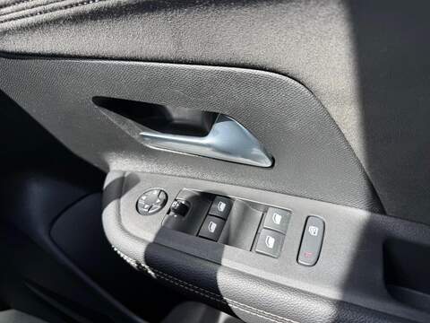 Vauxhall Mokka 1.2 Turbo Ultimate Auto Euro 6 (s/s) 5dr SUV 1.2 Automatic Petrol - U80445