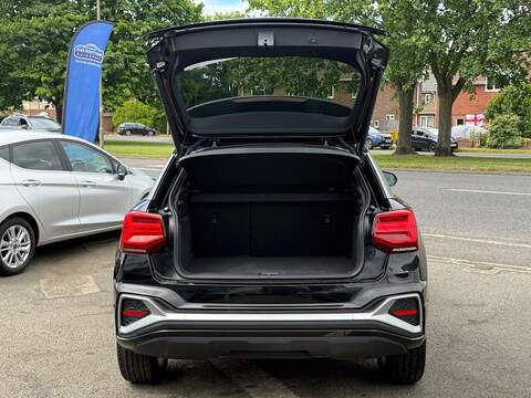 Audi Q2 1.5 TFSI CoD 35 S line S Tronic Euro 6 (s/s) 5dr - U80458
