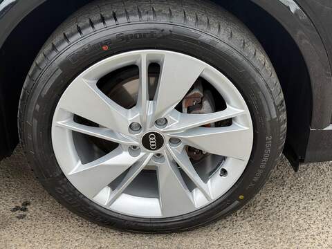Audi Q2 1.5 TFSI CoD 35 S line S Tronic Euro 6 (s/s) 5dr - U80458