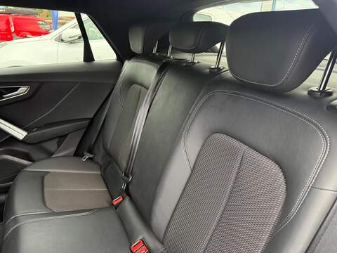 Audi Q2 1.5 TFSI CoD 35 S line S Tronic Euro 6 (s/s) 5dr - U80458
