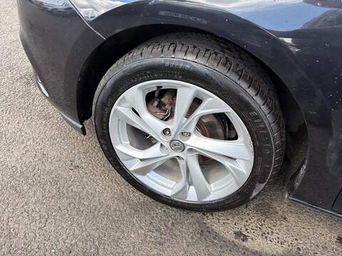 Vauxhall Astra 1.4i Turbo SRi Nav Hatchback 5dr Petrol Auto Euro 6 (s/s) (150 ps) - U80462