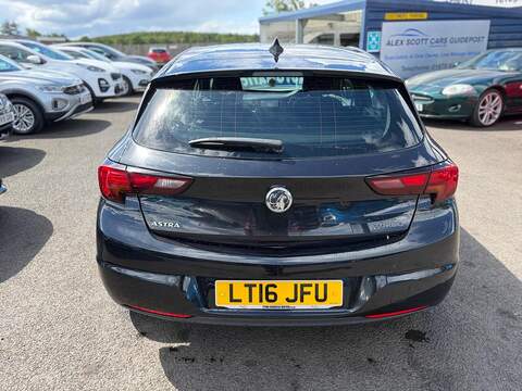 Vauxhall Astra 1.4i Turbo SRi Nav Hatchback 5dr Petrol Auto Euro 6 (s/s) (150 ps) - U80462