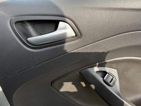 Ford Kuga 1.5 TDCi Zetec SUV 5dr Diesel Manual Euro 6 (s/s) (120 ps) - U80481