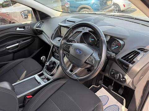 Ford Kuga 1.5 TDCi Zetec SUV 5dr Diesel Manual Euro 6 (s/s) (120 ps) - U80481