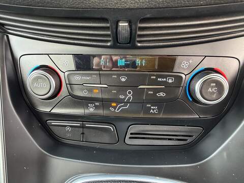 Ford Kuga 1.5 TDCi Zetec SUV 5dr Diesel Manual Euro 6 (s/s) (120 ps) - U80481