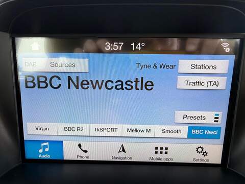 Ford Kuga 1.5 TDCi Zetec SUV 5dr Diesel Manual Euro 6 (s/s) (120 ps) - U80481