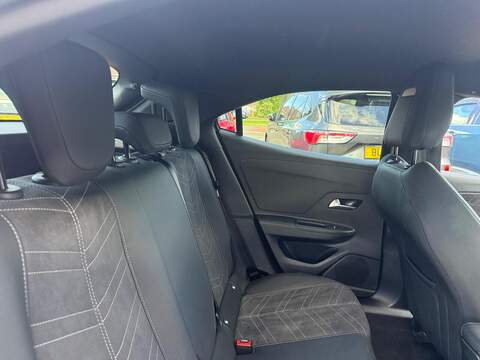 Vauxhall Mokka 1.2 Turbo Ultimate Euro 6 (s/s) 5dr - U80489