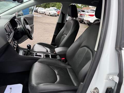 SEAT Leon 2.0 TDI XCELLENCE Technology Hatchback 5dr Diesel Manual Euro 6 (s/s) (150 ps) - U80508
